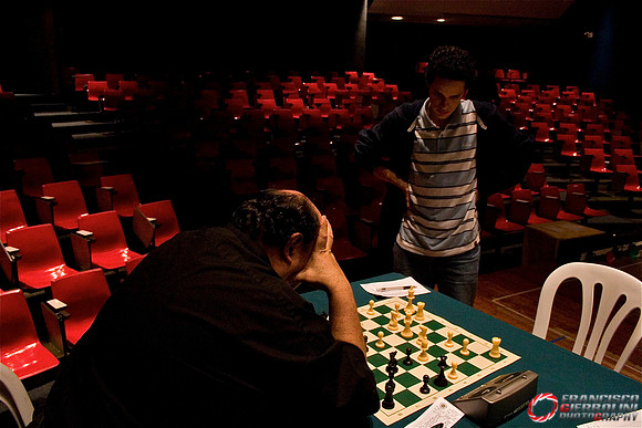 Master Loses Before the Young Man, San Juan, Puerto Rico 2008